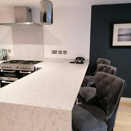 New Town House With *Free Allocated Parking* Lägenhet Brighton Exteriör bild